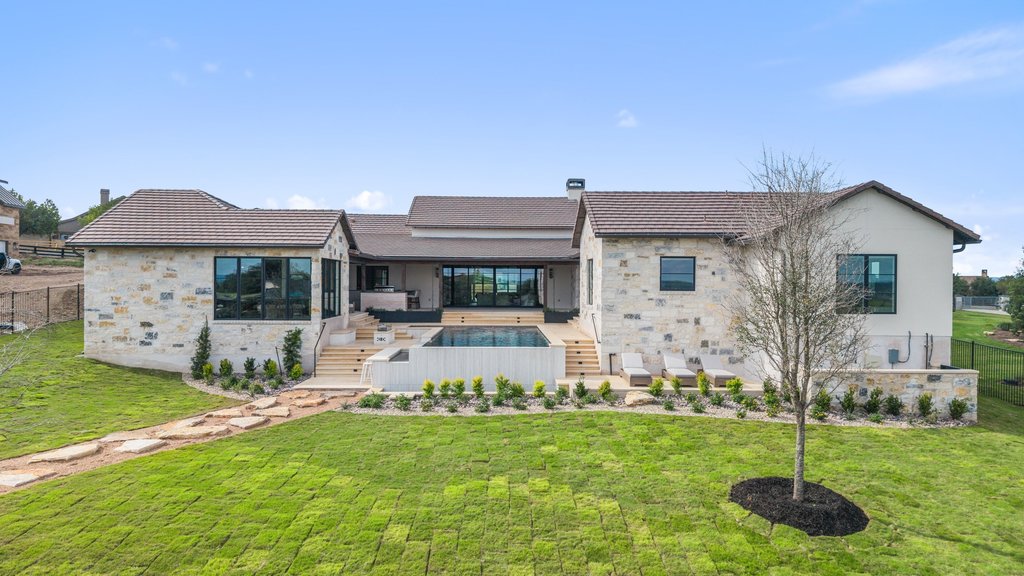 27031 Haynie Flat Road Spicewood, TX 78669 - Photo 38 of 40