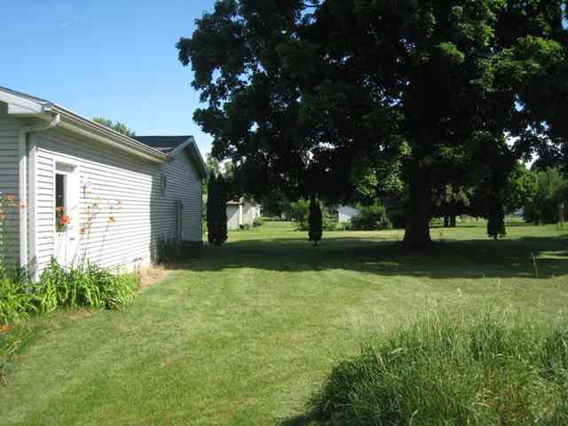 917 South Townline Road Lagrange, IN 46761 - Photo 2 of 9 Gallery Image 2