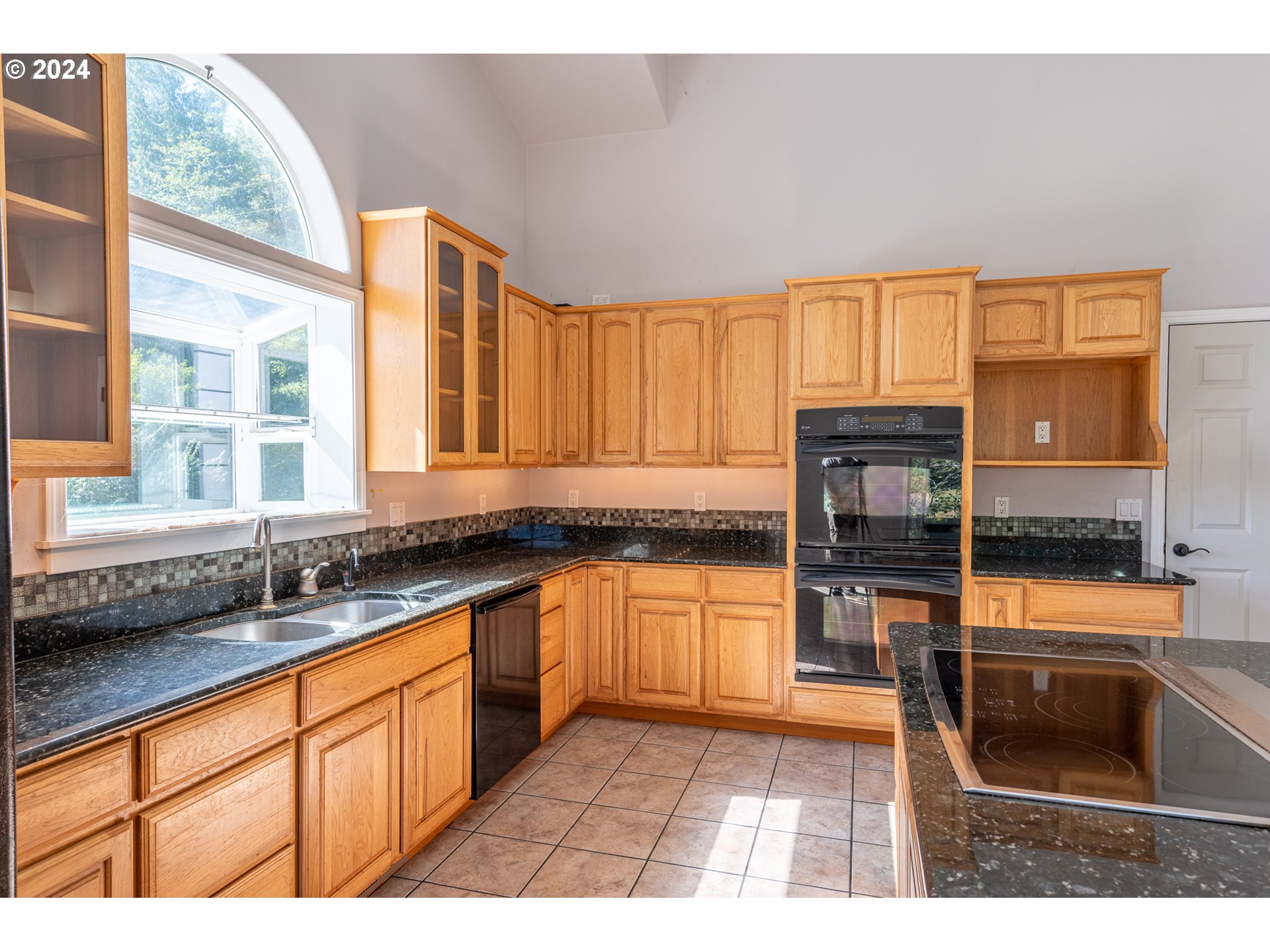 58367 Garden Valley Road Coquille, OR 97423 - Photo 28 of 48 Gallery Image 28