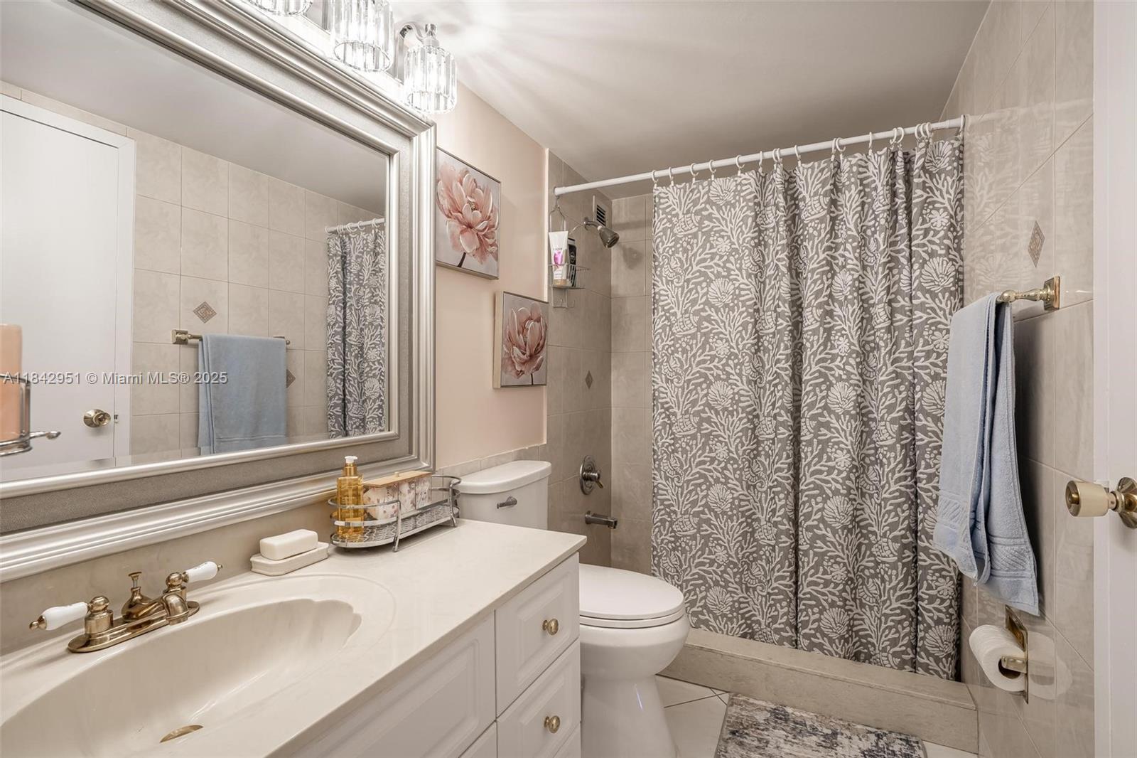 Oceanside Hallandale Beach, FL 33009 - Photo 19 of 33