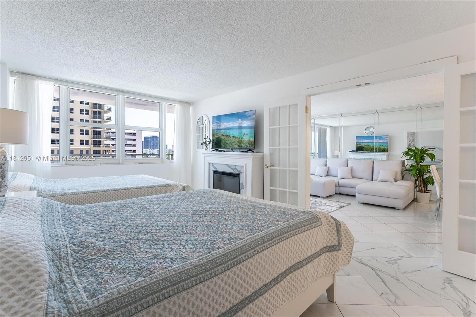 Oceanside Hallandale Beach, FL 33009 - Photo 8 of 33