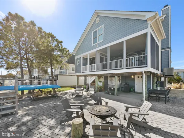 a view of a lake with houses