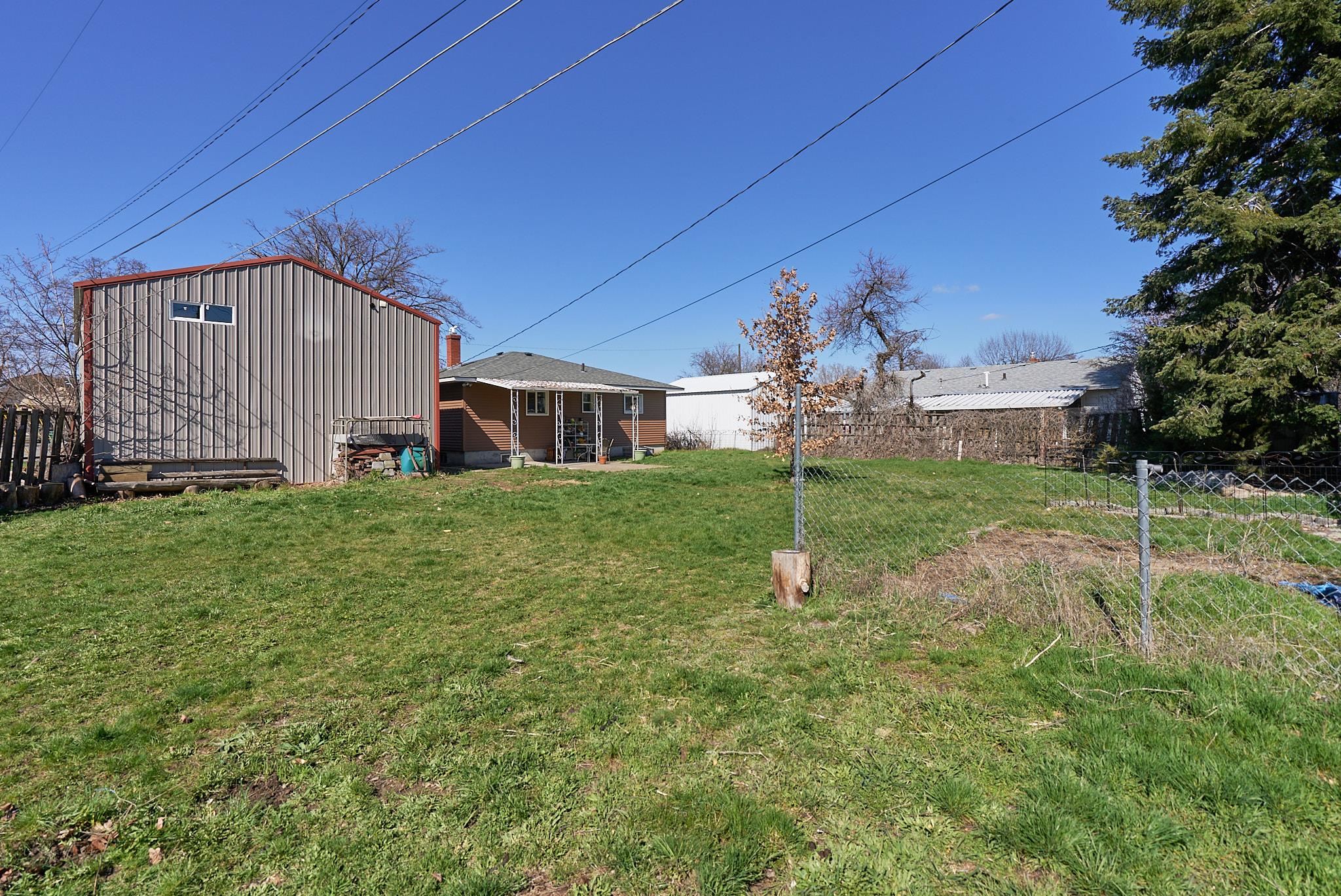 1212 North Bessie Road Spokane Valley, WA 99212 - Photo 6 of 40 Gallery Image 6