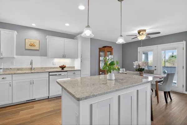 $339,900 | 3690 Terrace Hills Lane, Unit 25, Jackson, MI 49203