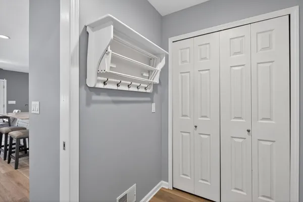 $339,900 | 3690 Terrace Hills Lane, Unit 25, Jackson, MI 49203