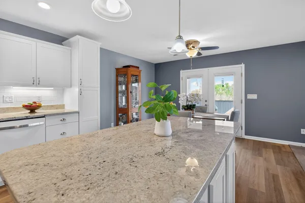 $339,900 | 3690 Terrace Hills Lane, Unit 25, Jackson, MI 49203
