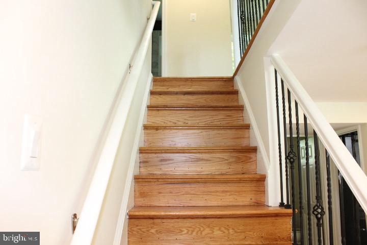 14311 Fullerton Road Woodbridge, VA 22193 - Photo 22 of 29 Gallery Image 22