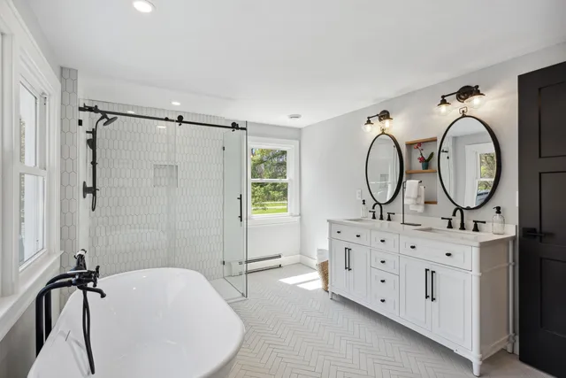 $895,000 | 101 Carl Drive Northeast, Ada, MI 49301