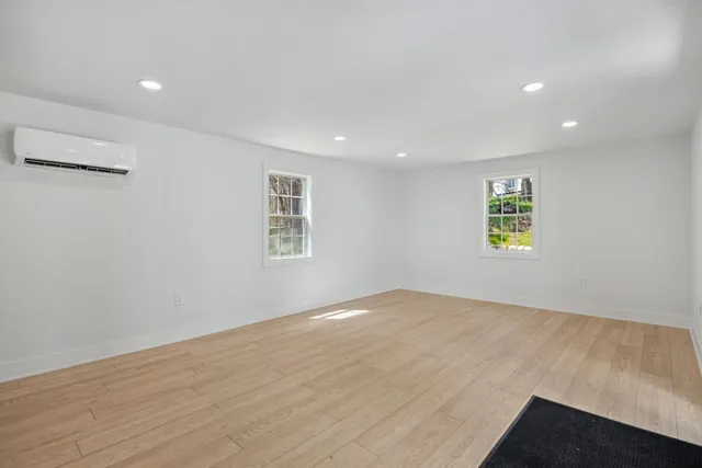 $895,000 | 101 Carl Drive Northeast, Ada, MI 49301