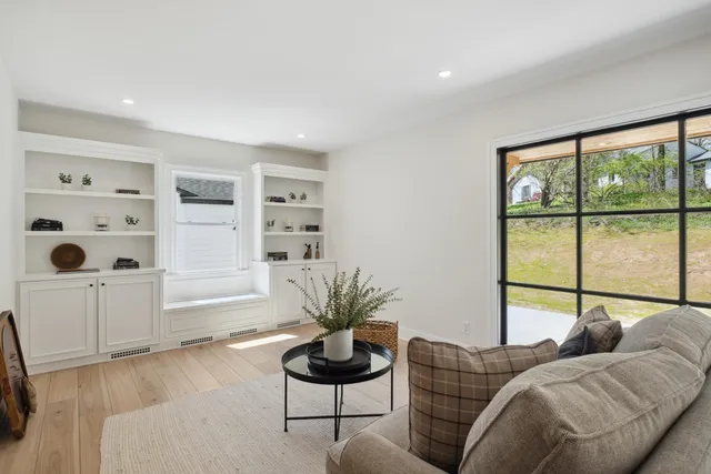 $895,000 | 101 Carl Drive Northeast, Ada, MI 49301