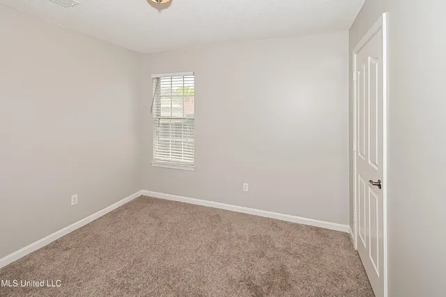 $1,940 | 2743 Olivia Lane, Southaven, MS 38672