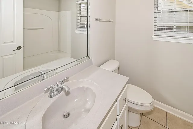 $1,940 | 2743 Olivia Lane, Southaven, MS 38672