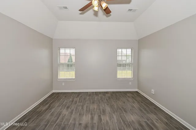 $1,940 | 2743 Olivia Lane, Southaven, MS 38672