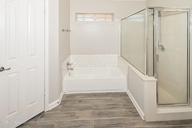 $1,940 | 2743 Olivia Lane, Southaven, MS 38672