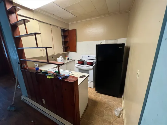 $625,000 | 211 West Broadway, Monmouth, IL 61462