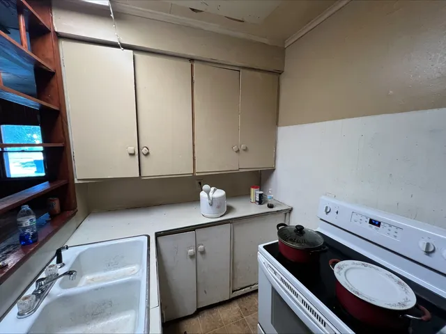 $625,000 | 211 West Broadway, Monmouth, IL 61462