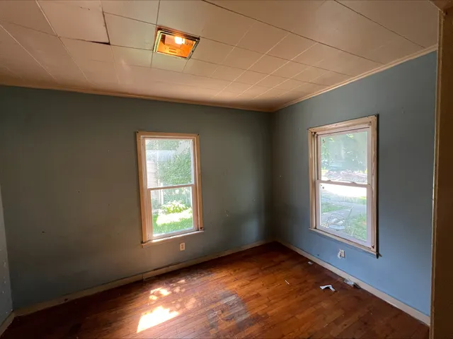 $625,000 | 211 West Broadway, Monmouth, IL 61462