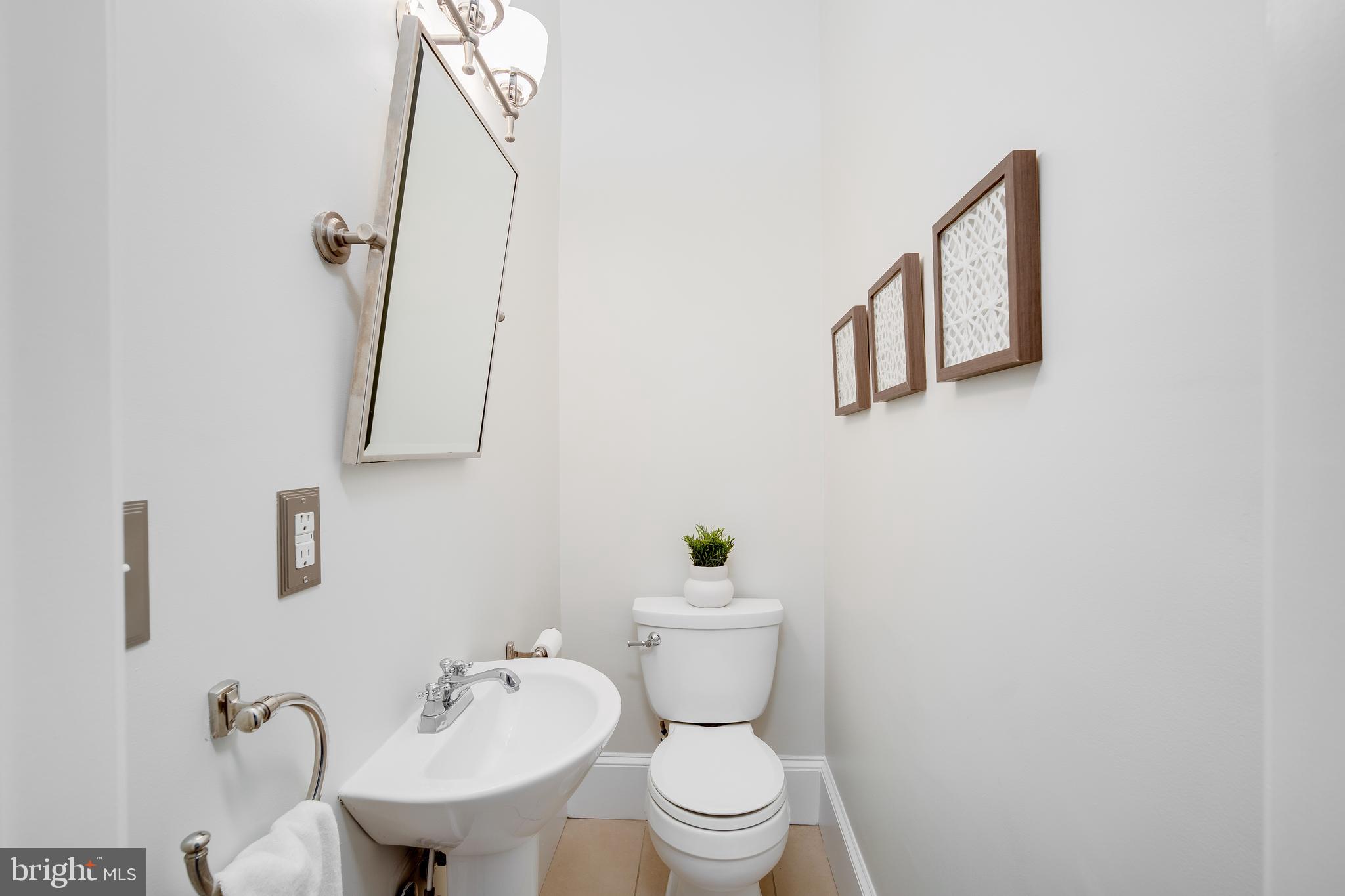 39 S Street Northwest Washington, DC 20001 - Photo 18 of 54 Main Level Powder Room