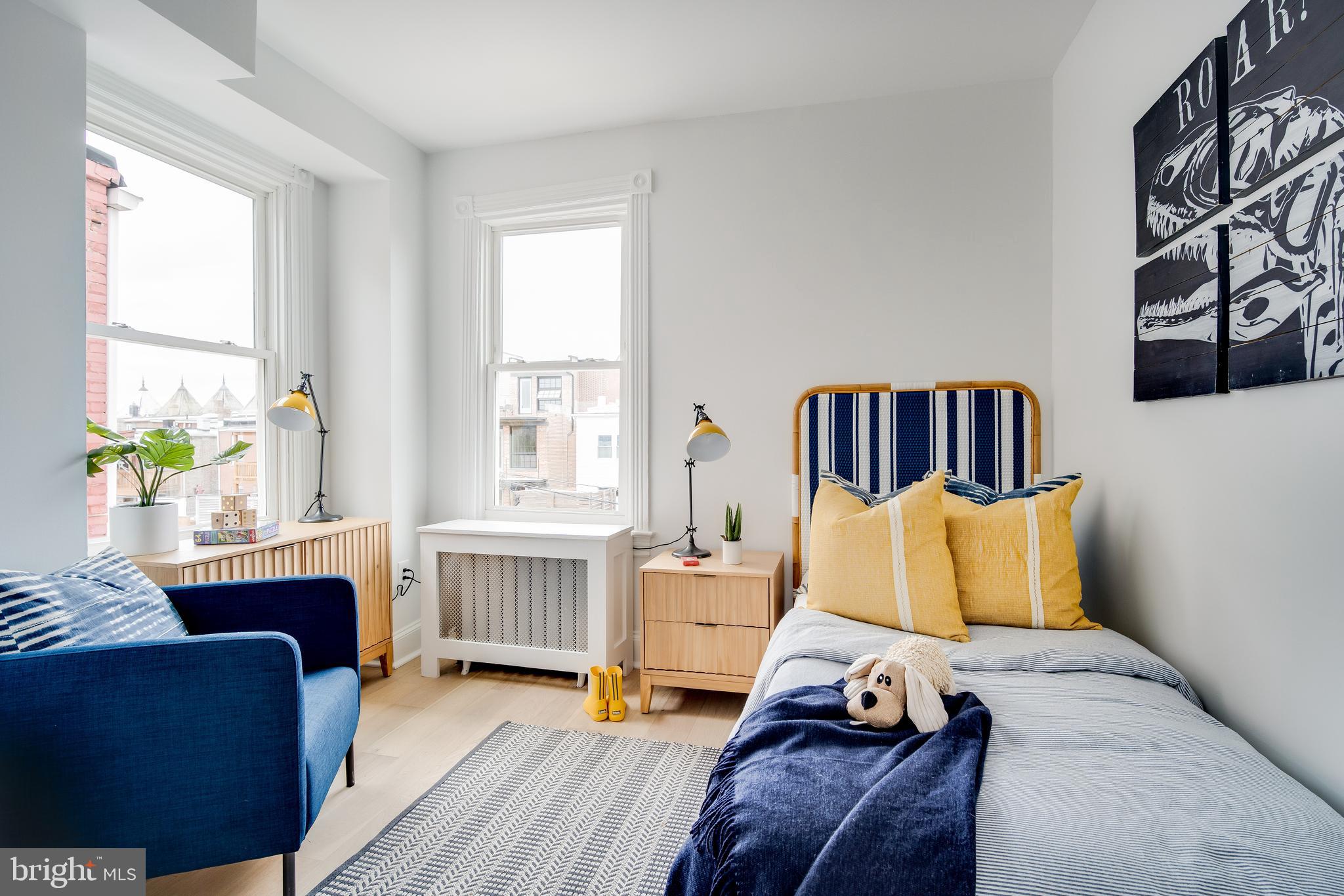 39 S Street Northwest Washington, DC 20001 - Photo 32 of 54 Rear Bedroom w Multiple Exposures
