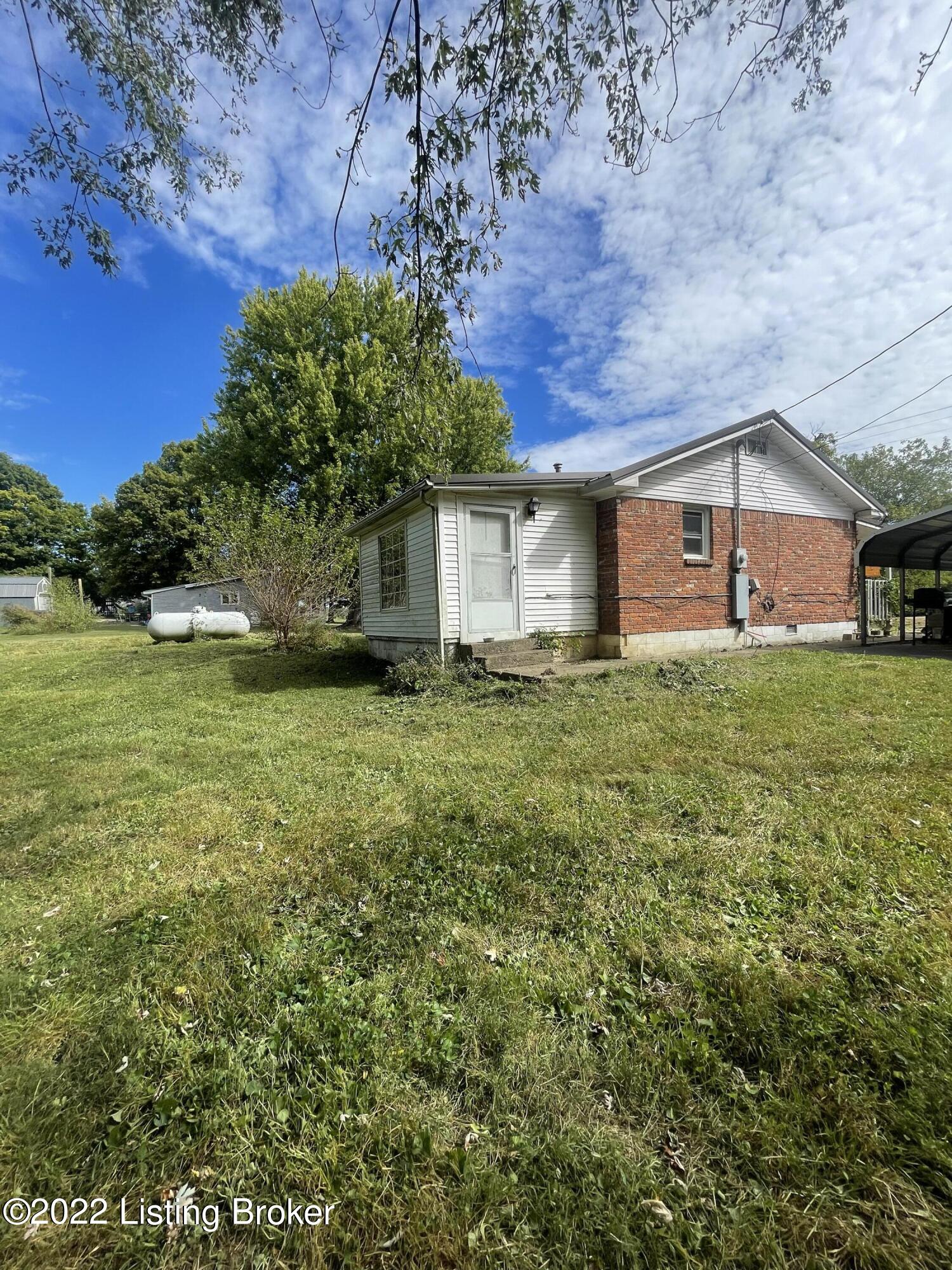 5355 Brandenburg Road Brandenburg, KY 40108 - Photo 7 of 26 C9EE7969-2077-410C-9E5D-2B2B94159935
