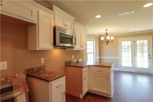 32 Harbor Pointe, Unit 83 Lebanon, TN 37087 - Photo 6 of 15 Gallery Image 6