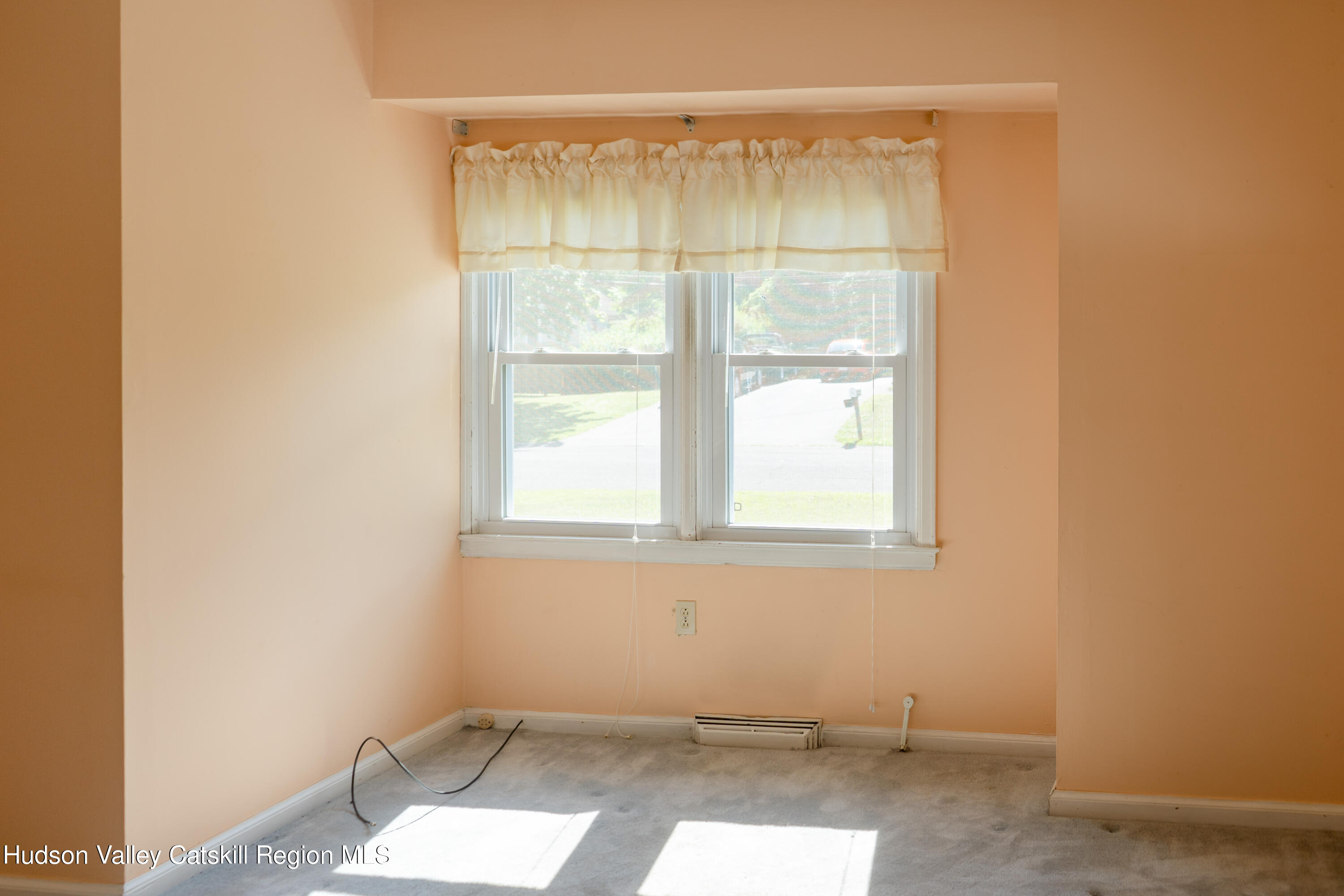 24 Circle Drive Hyde Park, NY 12538 - Photo 37 of 40 DSC00874