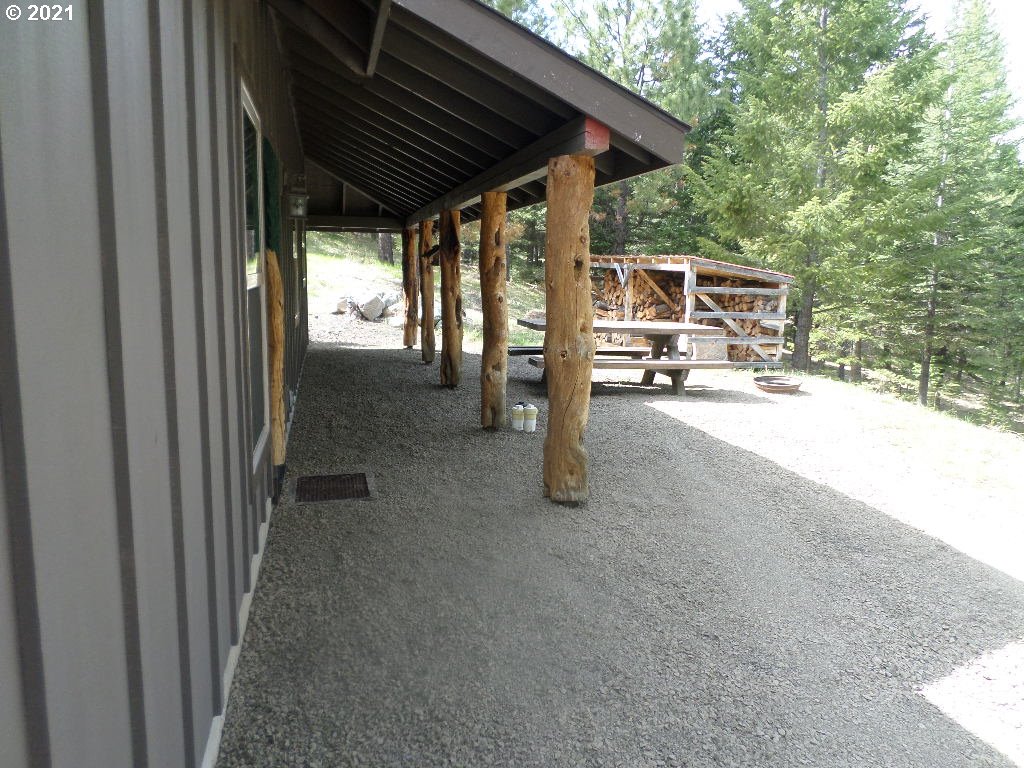 61718 Chief Joseph Loop Joseph, OR 97846 - Photo 13 of 25 Gallery Image 13