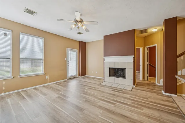 $1,995 | 9223 Carlin Bend Lane, Houston, TX 77095