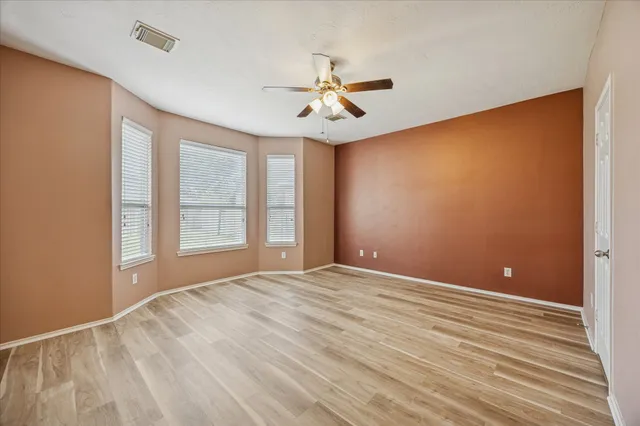 $1,995 | 9223 Carlin Bend Lane, Houston, TX 77095