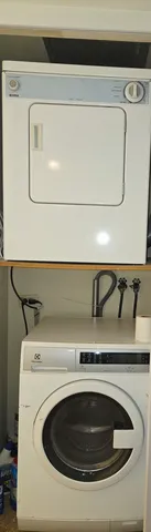 $2,200 | 150 Fountainview Lane, Unit 3B, Lombard, IL 60148