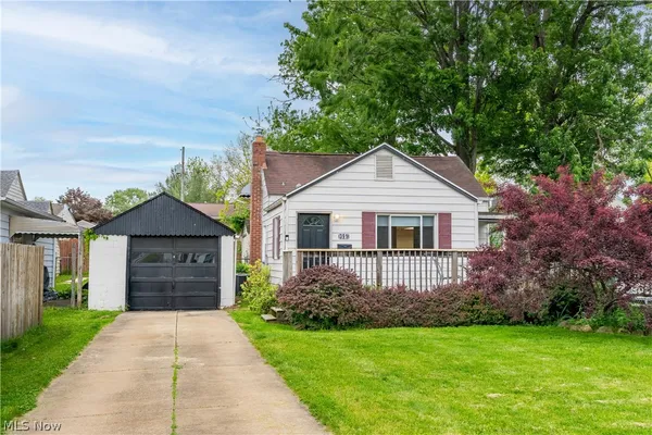 $120,000 | 391 Alpha Avenue, Akron, OH 44312