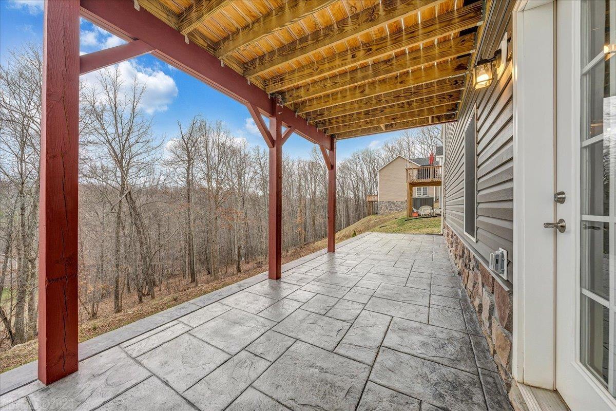 1223 Walnut Ridge Road Christiansburg, VA 24073 - Photo 35 of 43 Gallery Image 35