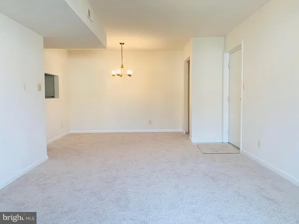 an empty room with a empty space