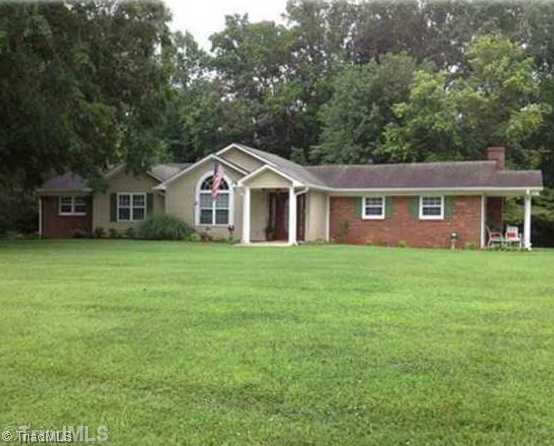 3220 Wide Country Road Pfafftown, NC 27040 - Photo 1 of 16 Exterior Front. Great curb appeal in desirable Pfafftown location. One level, Completely updated.