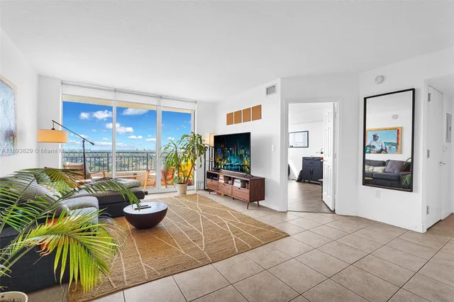 $484,999 | 3232 Southwest 22nd Terrace, Unit 1703, Miami, FL 33145