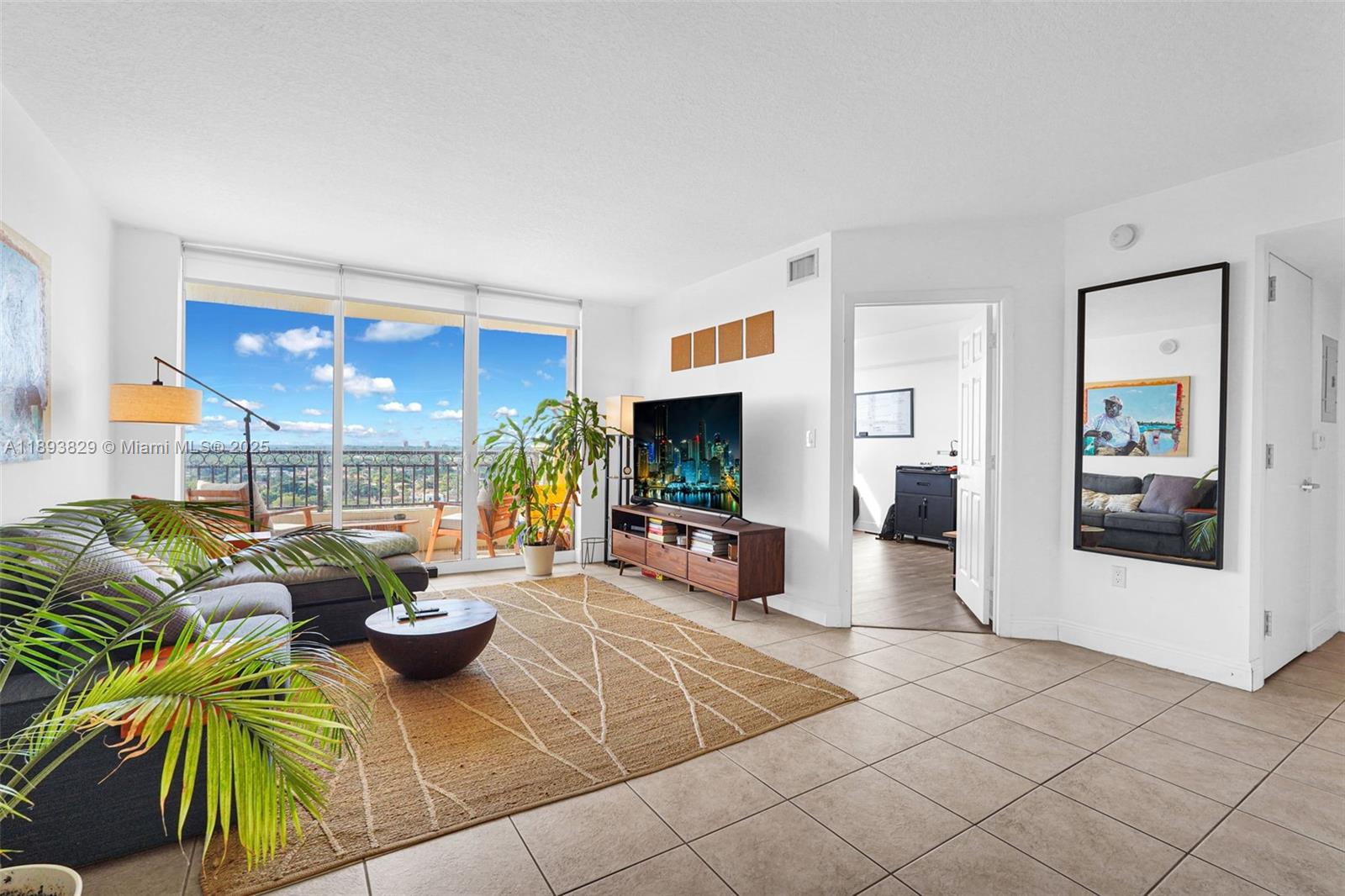 3232 Southwest 22nd Terrace, Unit 1703 Miami, FL 33145 - Photo 22 of 70