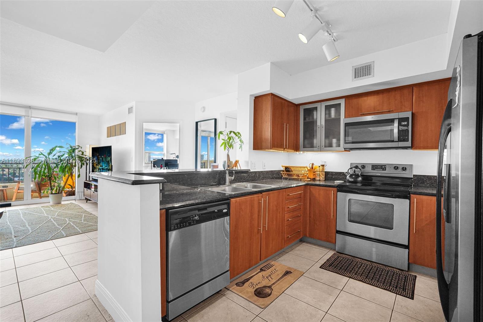 3232 Southwest 22nd Terrace, Unit 1703 Miami, FL 33145 - Photo 27 of 70