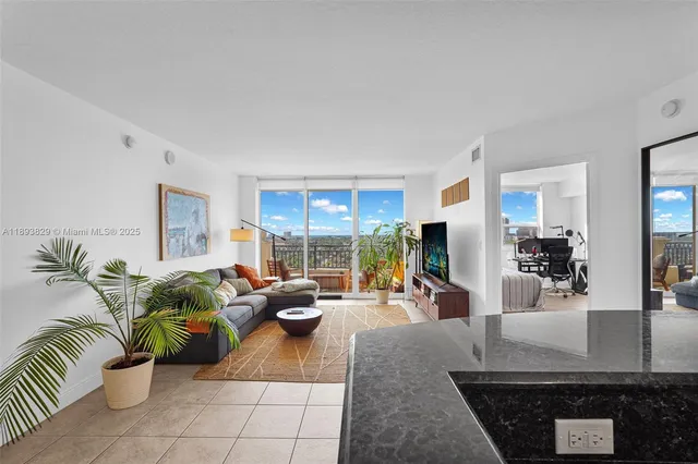 $484,999 | 3232 Southwest 22nd Terrace, Unit 1703, Miami, FL 33145