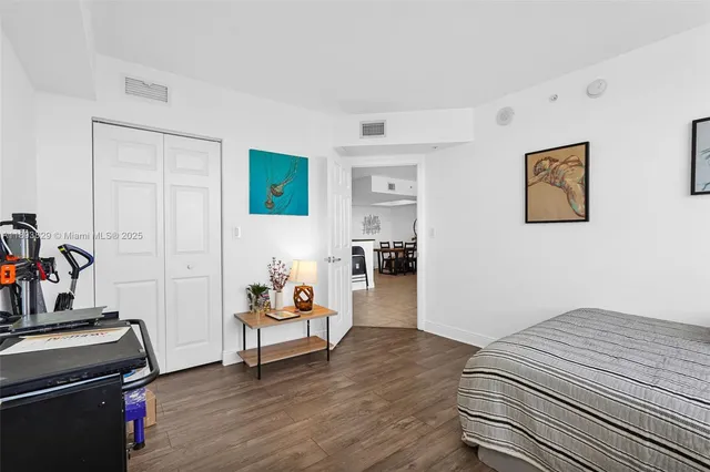 $484,999 | 3232 Southwest 22nd Terrace, Unit 1703, Miami, FL 33145