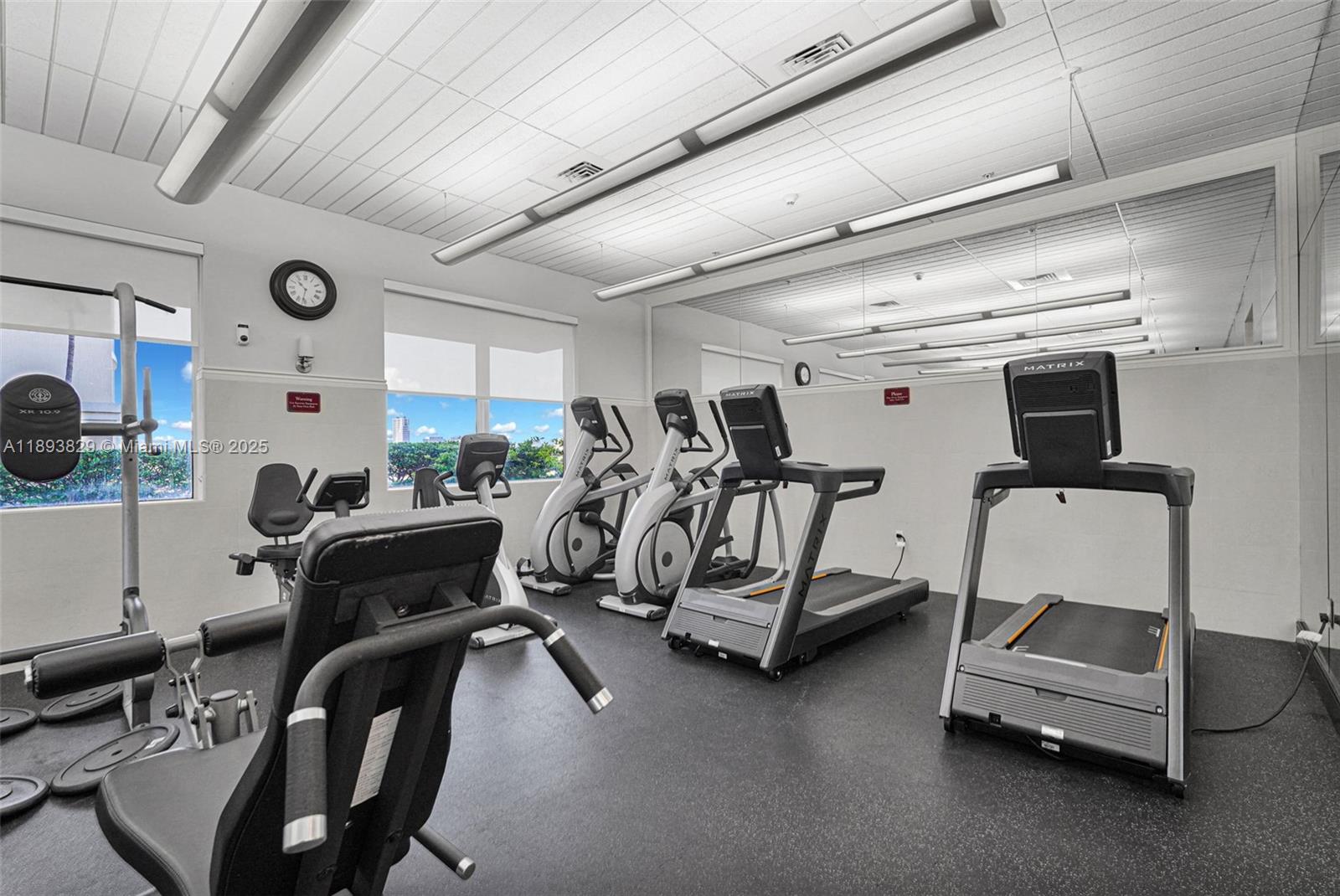 3232 Southwest 22nd Terrace, Unit 1703 Miami, FL 33145 - Photo 39 of 70