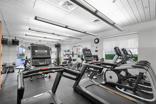 $484,999 | 3232 Southwest 22nd Terrace, Unit 1703, Miami, FL 33145