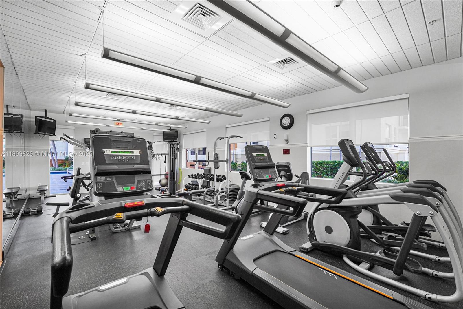 3232 Southwest 22nd Terrace, Unit 1703 Miami, FL 33145 - Photo 40 of 70