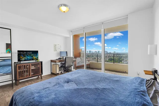 $484,999 | 3232 Southwest 22nd Terrace, Unit 1703, Miami, FL 33145