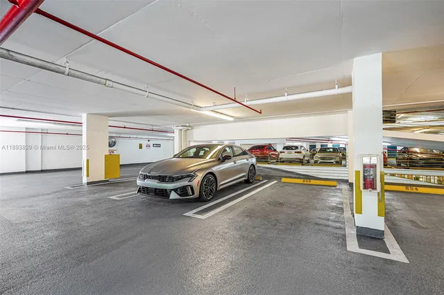 $484,999 | 3232 Southwest 22nd Terrace, Unit 1703, Miami, FL 33145