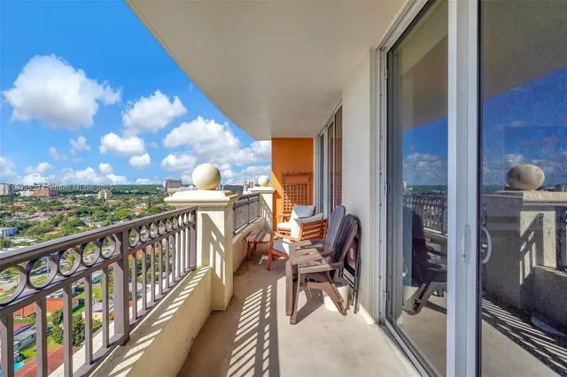 $484,999 | 3232 Southwest 22nd Terrace, Unit 1703, Miami, FL 33145