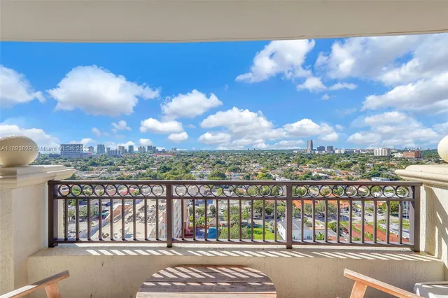 $484,999 | 3232 Southwest 22nd Terrace, Unit 1703, Miami, FL 33145