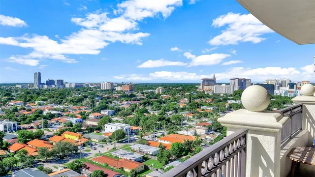 $484,999 | 3232 Southwest 22nd Terrace, Unit 1703, Miami, FL 33145