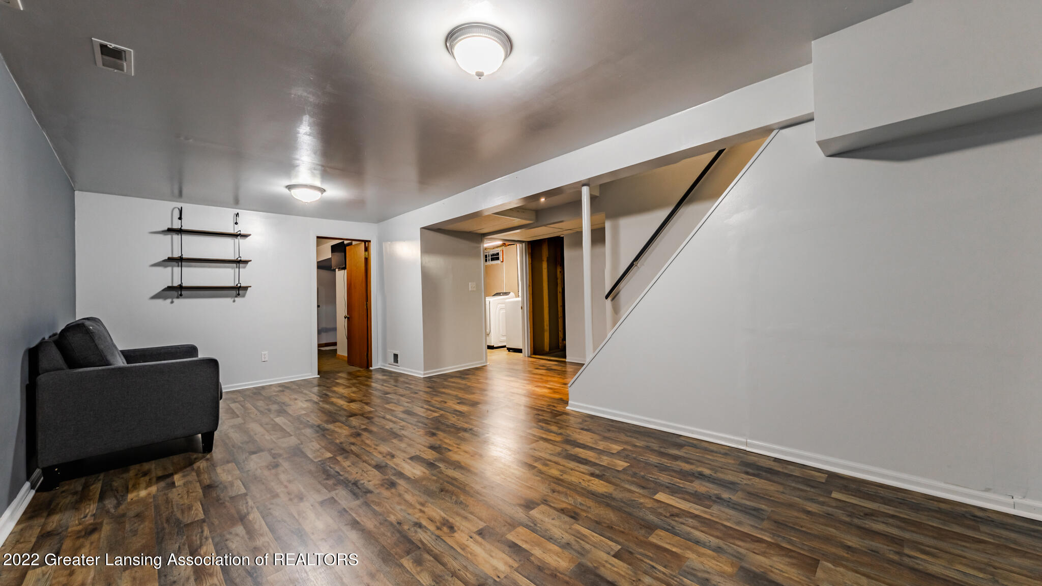 3815 Tecumseh River Road Lansing, MI 48906 - Photo 13 of 23 3815TecumsehRiverRd13