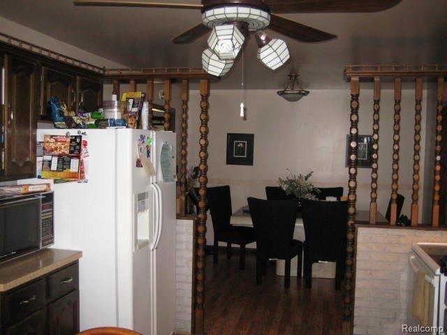 40829 Judd Road Belleville, MI 48111 - Photo 6 of 8 Dining Room Kitchen.JPG