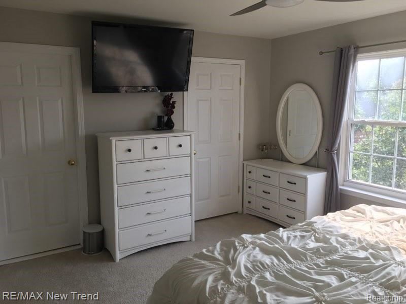 654 Cherry Orchard Road, Unit 154 Canton, MI 48188 - Photo 37 of 74 IMG_2236.jpg